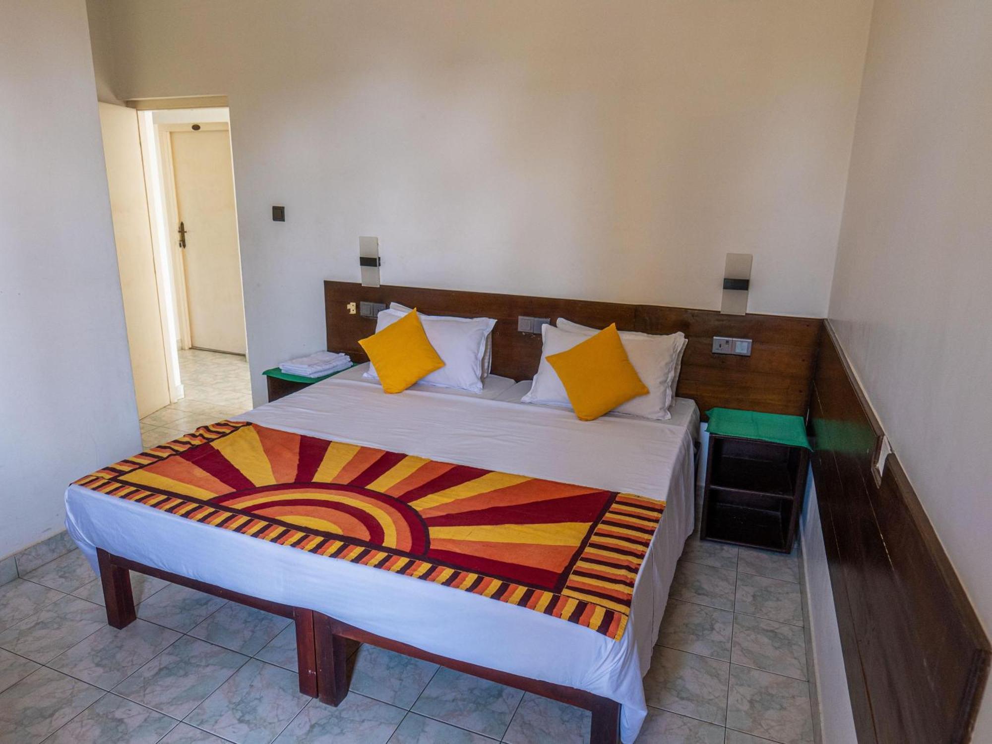 Amaya Beach Hotel Dikwella Esterno foto