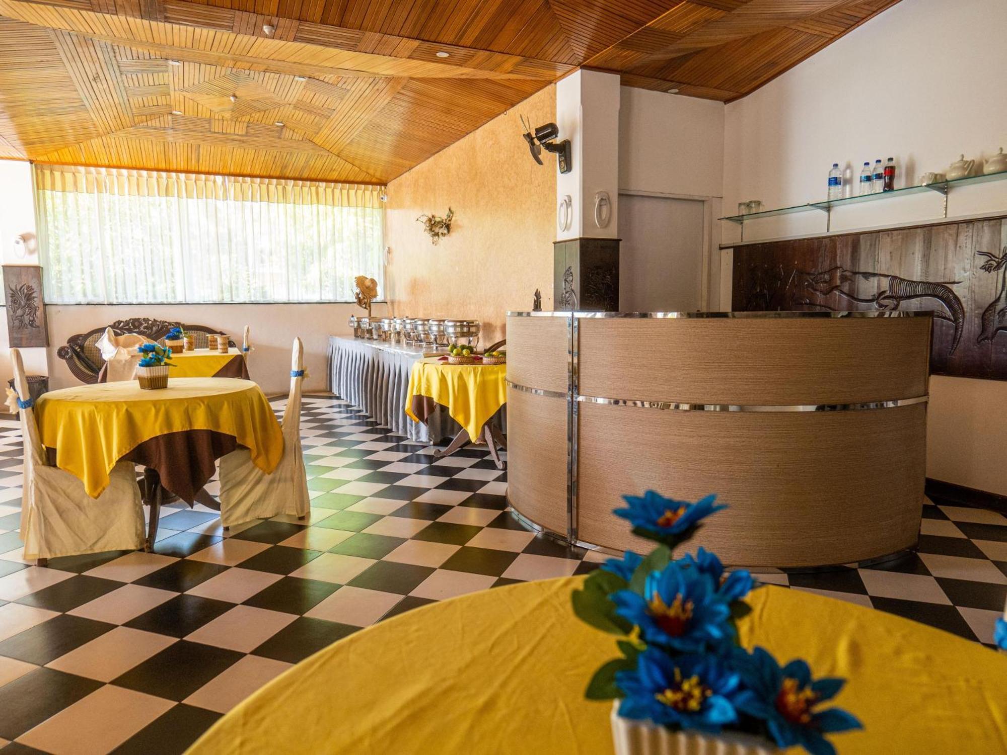 Amaya Beach Hotel Dikwella Esterno foto