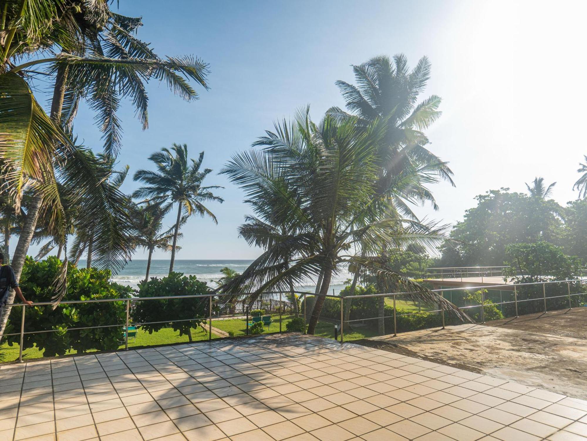 Amaya Beach Hotel Dikwella Esterno foto