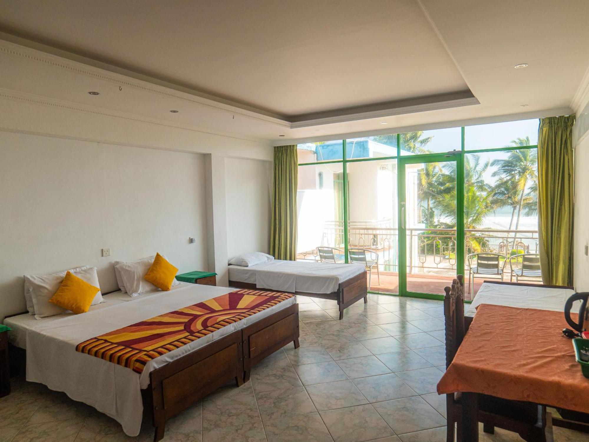 Amaya Beach Hotel Dikwella Esterno foto